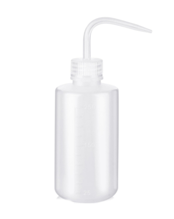 Curved Plastic Squeeze Diffuser Wash Clean Bottle (250ml)